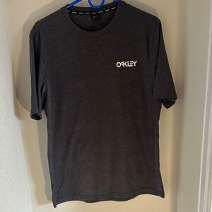 Oakley Men's Dark Gray Short Sleeve Tee